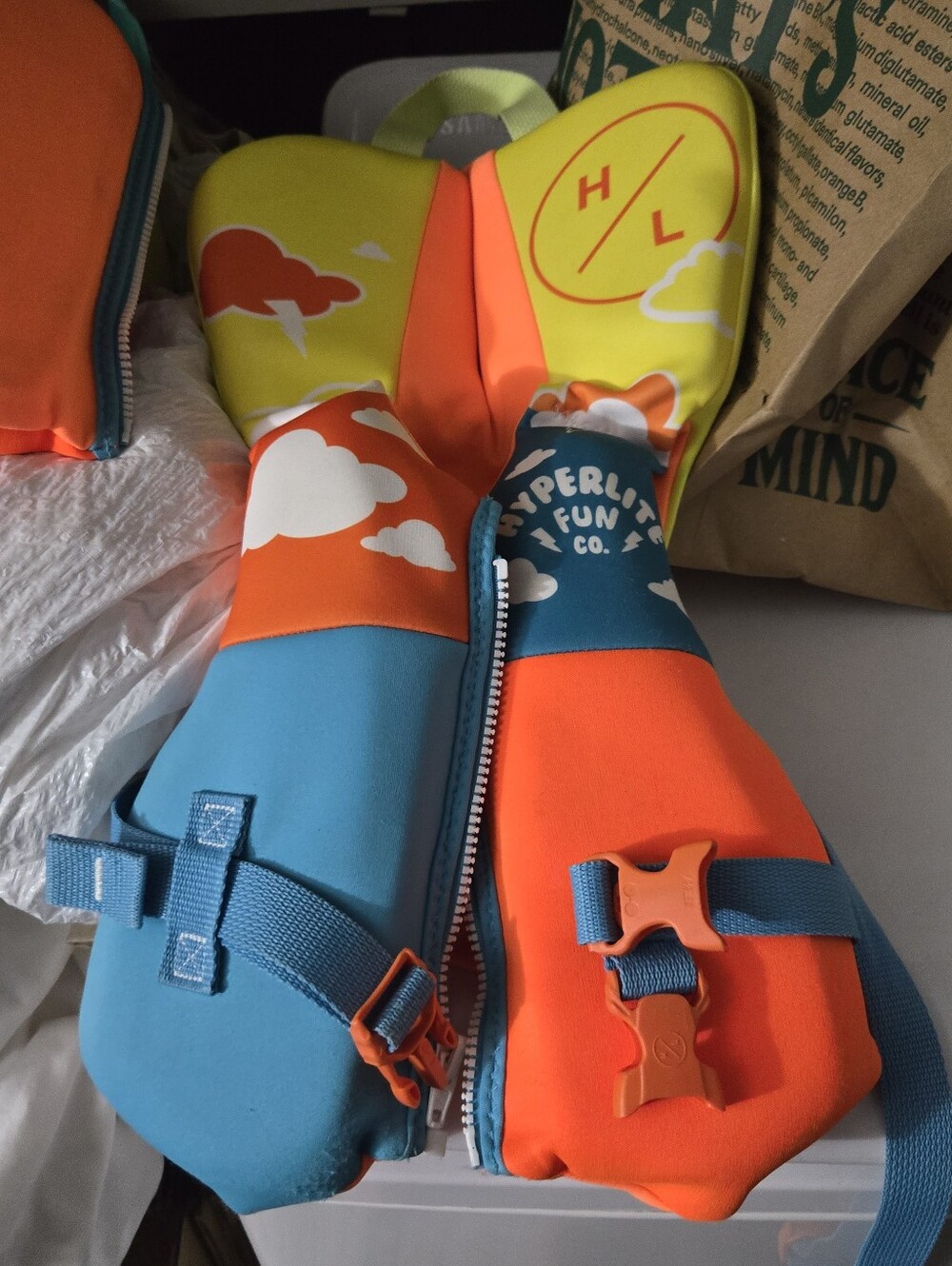Hyper Lite Infant Life Vest Up To 30 Lbs - Picture 2 of 5